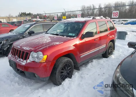 2010 Jeep Grand Cherokee Laredo z USA, uszkodzony, nr VIN 1J4PR4GK6AC116395
